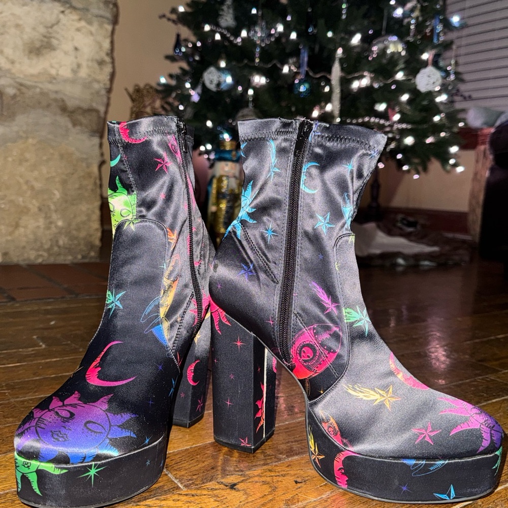 Current Mood Celestial Magic Platform Boots - image 5